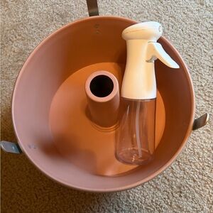 Vintage mirro angel food cake pan and clear oil spray bottle